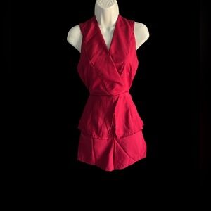 Smooth fabric, comfortable to wear. Free size